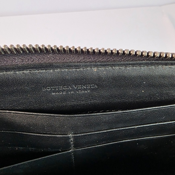 Bottega Veneta Intrecciato Leather Long Wallet - Picture 4 of 7